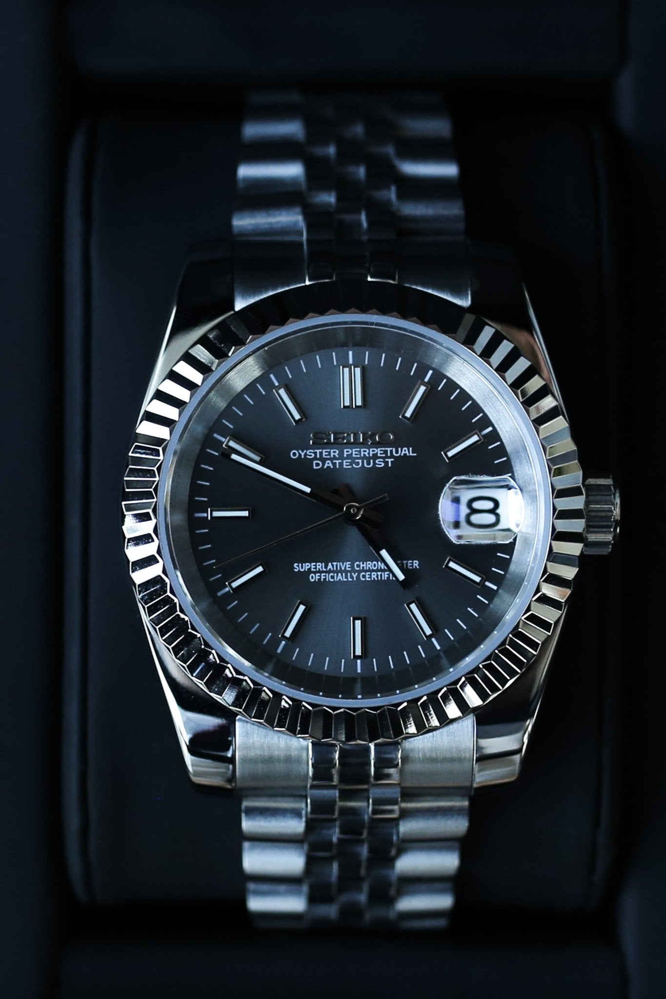 OBSIDIAN - CUSTOM SEIKO NH35 AUTOMATIC WATCH