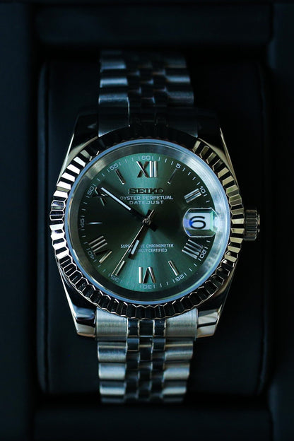 EMERALD - CUSTOM SEIKO NH35 AUTOMATIC WATCH